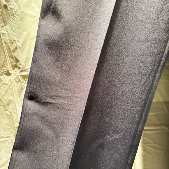 Haggar Dress Pants Mens Expand-o-Matic Navy Size 40/31 Back Button Missing - Picture 3 of 14